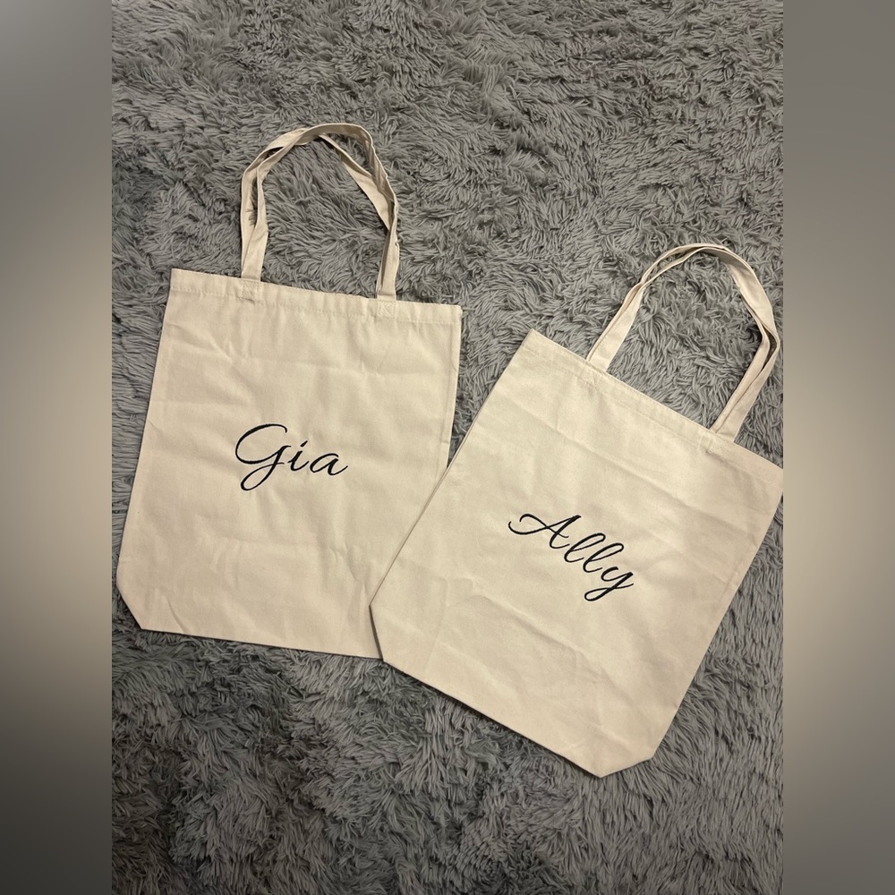 Custom Embroidered Tote Bags 🪡 🧵